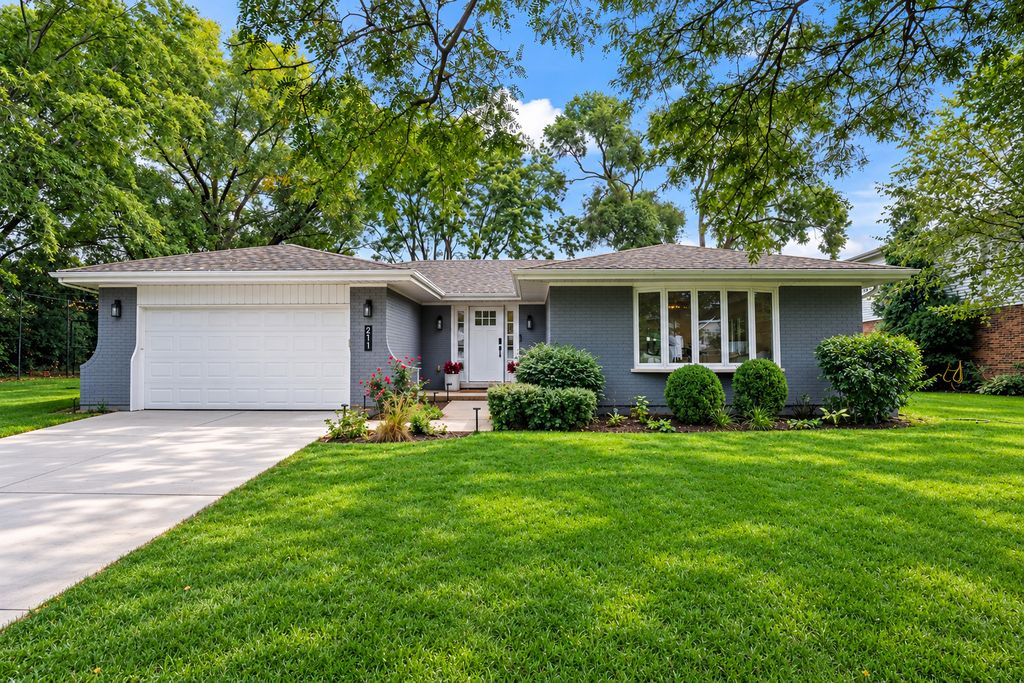 211 S Leonard Lane, Arlington Heights, IL 60005 — exterior