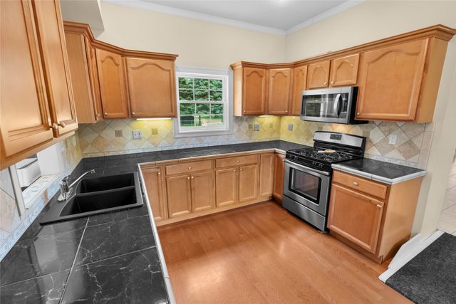 433 FAIR Avenue, Harborcreek, PA 16511