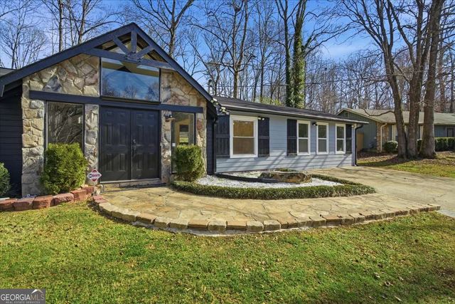 670 Stonehedge Drive, Stone Mountain, GA 30087