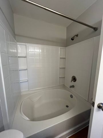 735 Tulip Grove Rd Apt 223, Hermitage, TN 37076