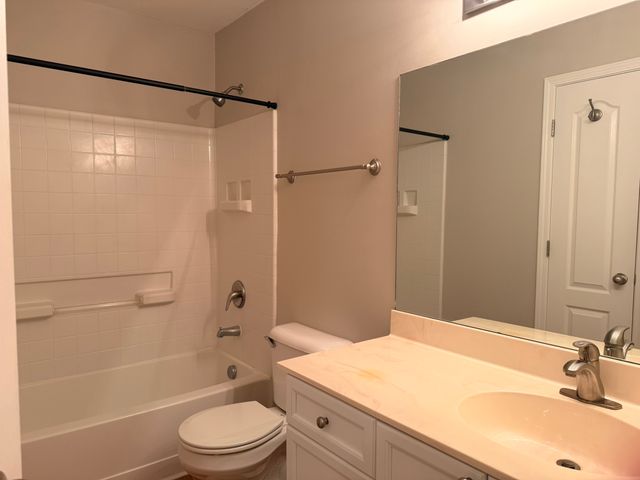 735 Tulip Grove Rd Apt 223, Hermitage, TN 37076