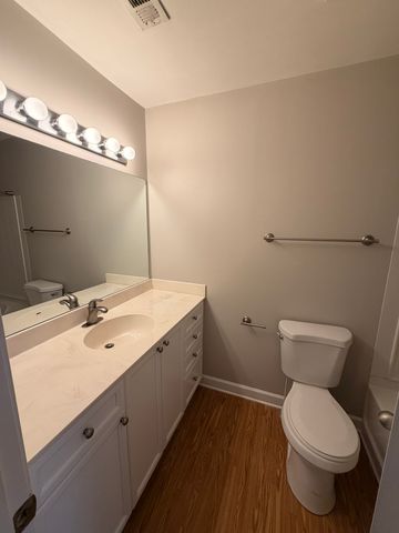 735 Tulip Grove Rd Apt 223, Hermitage, TN 37076