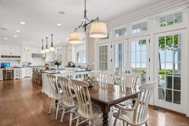 6 Pheasant Run, Nissequogue, NY 11780