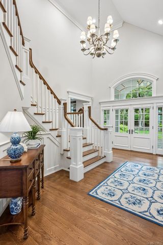 6 Pheasant Run, Nissequogue, NY 11780