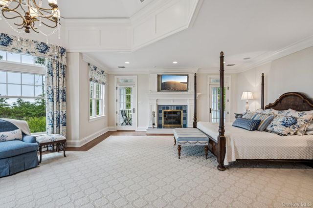6 Pheasant Run, Nissequogue, NY 11780