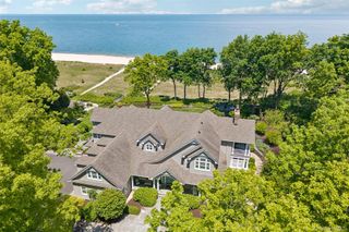 6 Pheasant Run, Nissequogue, NY 11780