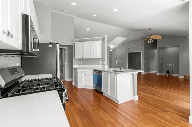 10485 SE 42ND COURT, Belleview, FL 34420