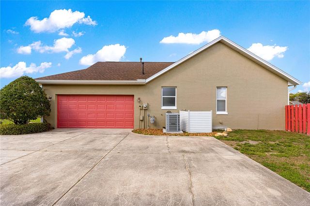 10485 SE 42ND COURT, Belleview, FL 34420