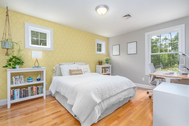 114 Young Road, Barrington, NH 03825