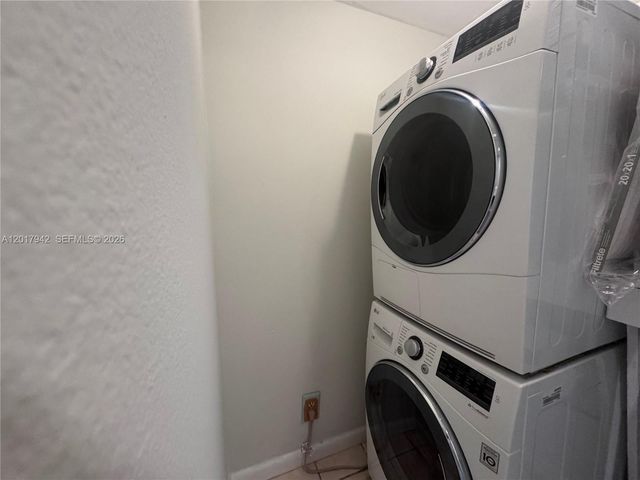 1000 River Reach Dr 302, Fort Lauderdale, FL 33315