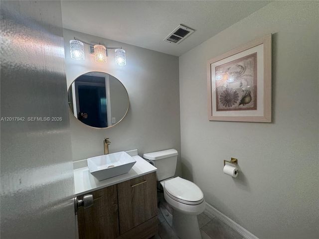 1000 River Reach Dr 302, Fort Lauderdale, FL 33315
