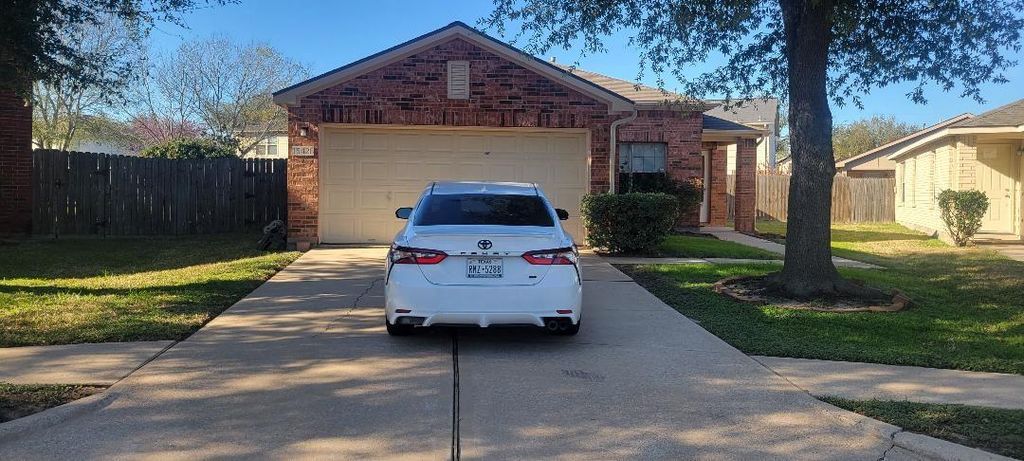 15426 Mission Forest Drive, Houston, TX 77083