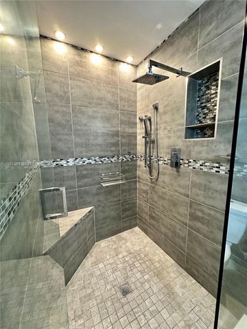 4701 SW 34th Dr, Dania Beach, FL 33312