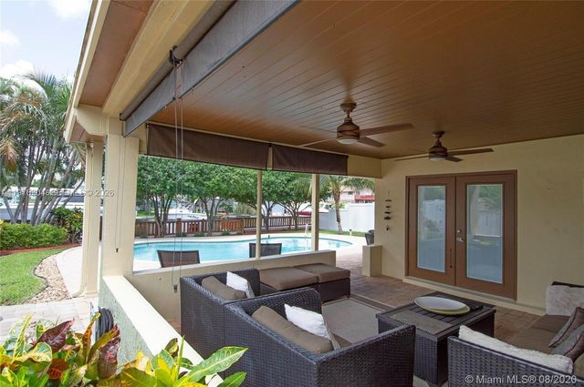4701 SW 34th Dr, Dania Beach, FL 33312
