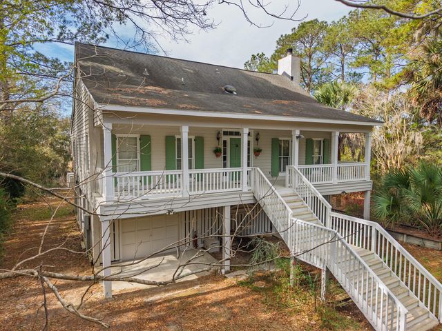 7717 White Point Road, Adams Run, SC 29426