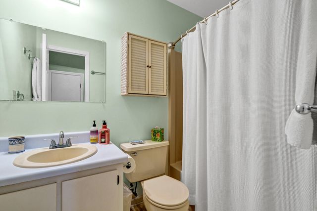 7717 White Point Road, Adams Run, SC 29426