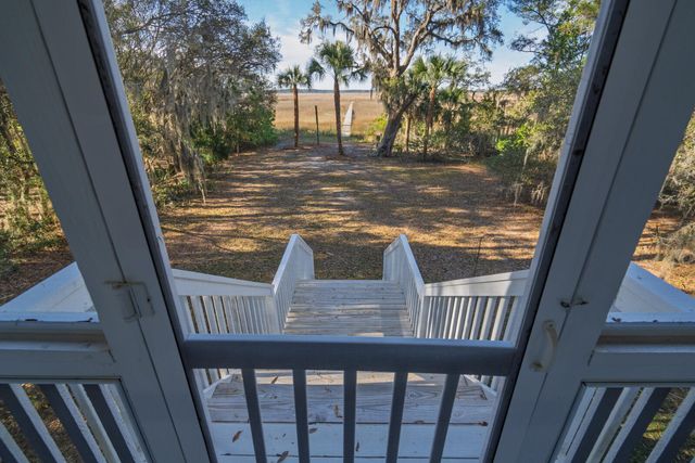 7717 White Point Road, Adams Run, SC 29426