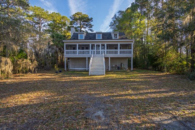 7717 White Point Road, Adams Run, SC 29426