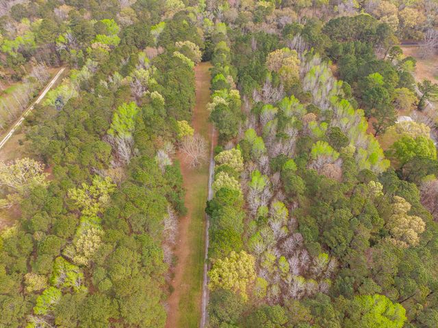 7717 White Point Road, Adams Run, SC 29426