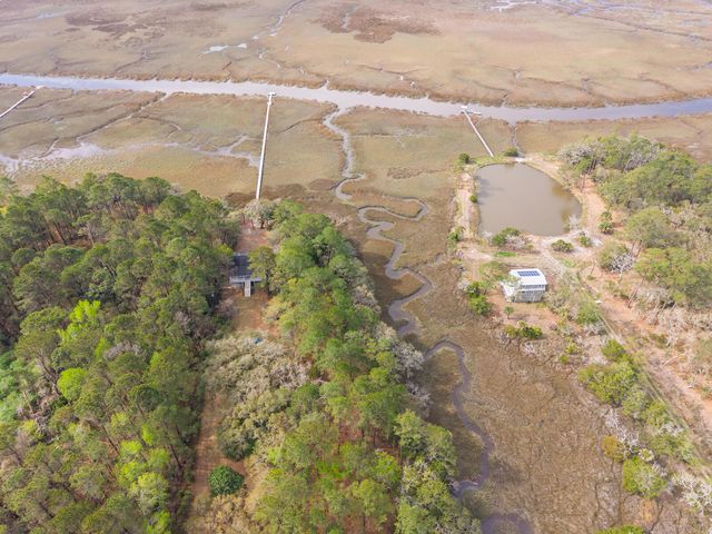 7717 White Point Road, Adams Run, SC 29426