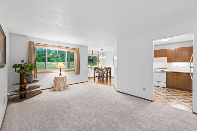500 Etna Street 102, Saint Paul, MN 55106