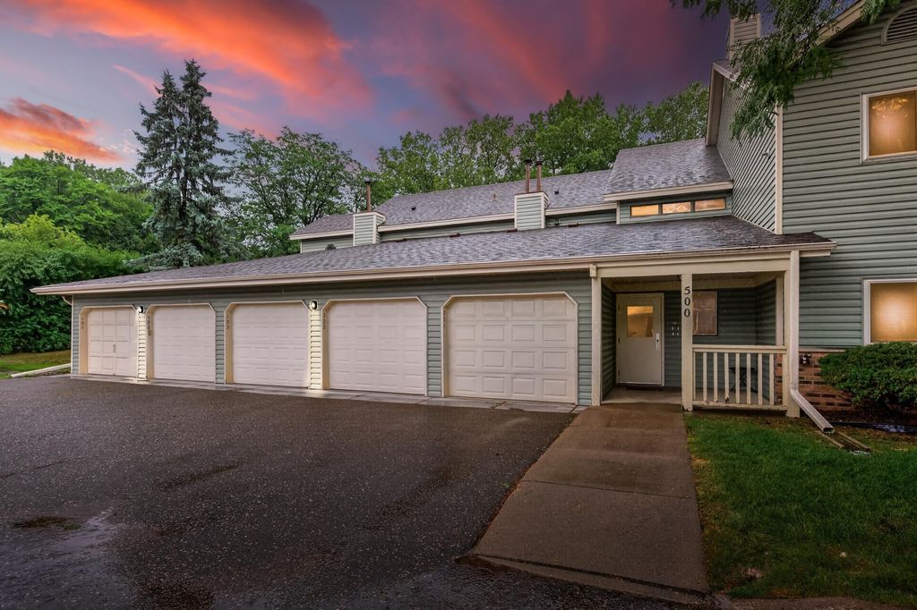 500 Etna Street 102, Saint Paul, MN 55106