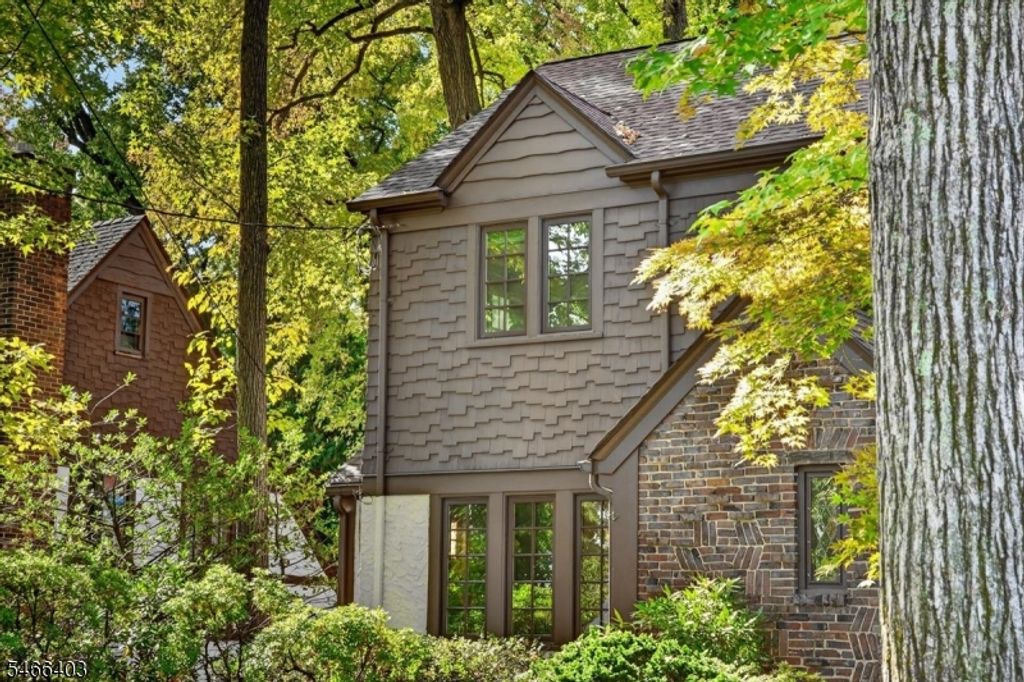 659 Forest Ave, Westfield Town, NJ 07090 — photo 3