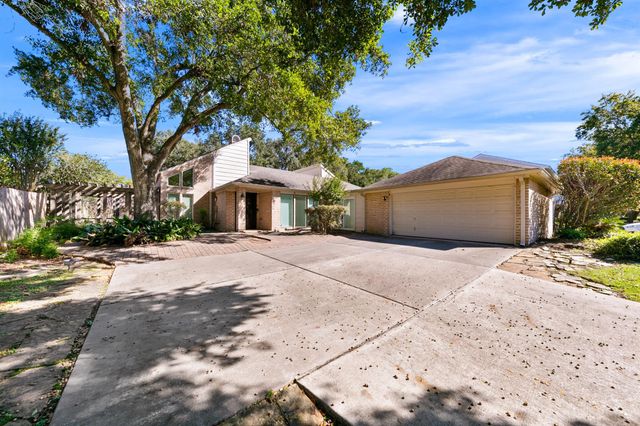 1615 Park Haven Drive, Houston, TX 77077