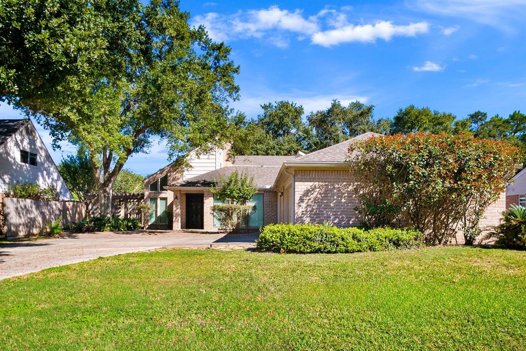 1615 Park Haven Drive, Houston, TX 77077