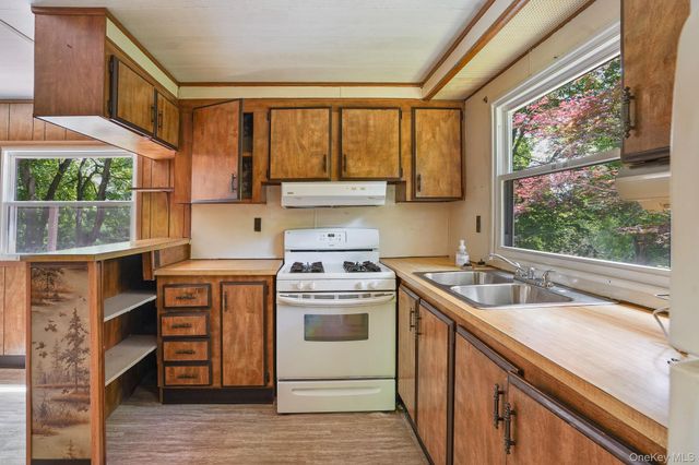 36 Prospect Street, Marlboro, NY 12542