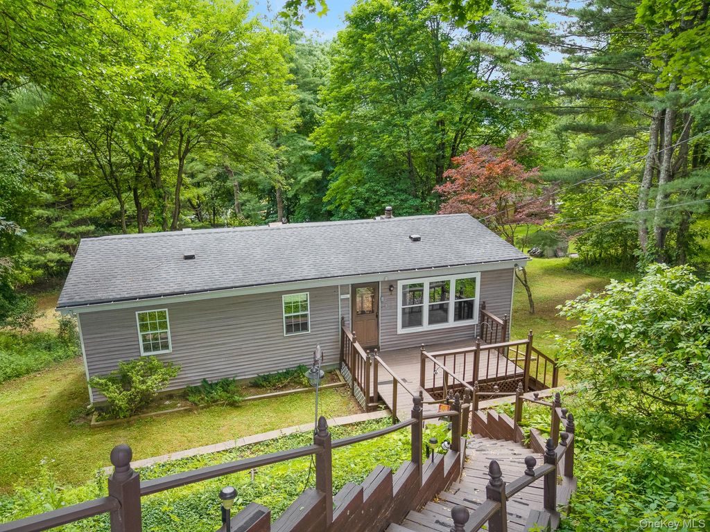 36 Prospect Street, Marlboro, NY 12542