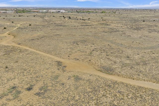 Scenic Drive NW 8, Albuquerque, NM 87120