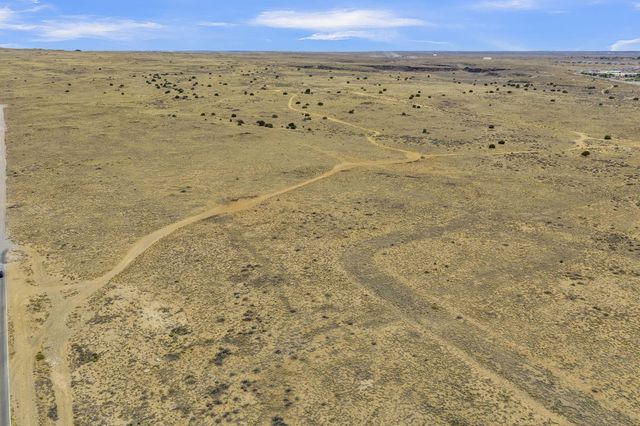 Scenic Drive NW 8, Albuquerque, NM 87120