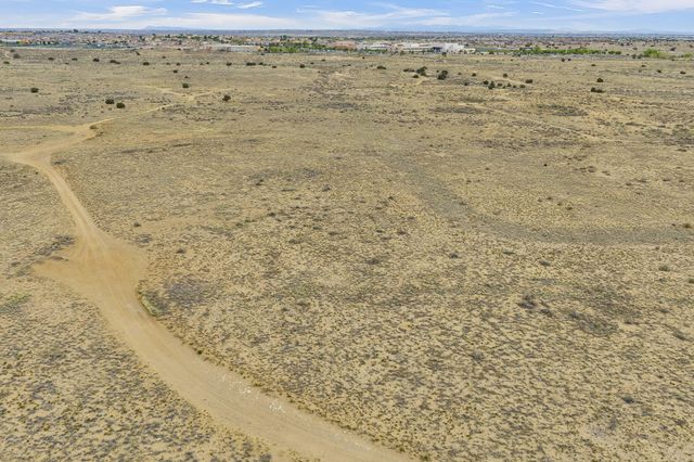 Scenic Drive NW 8, Albuquerque, NM 87120