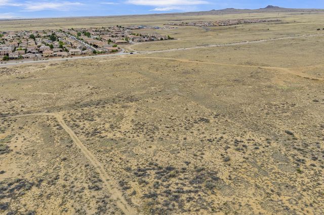 Scenic Drive NW 8, Albuquerque, NM 87120
