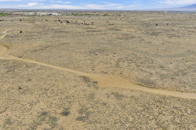 Scenic Drive NW 8, Albuquerque, NM 87120
