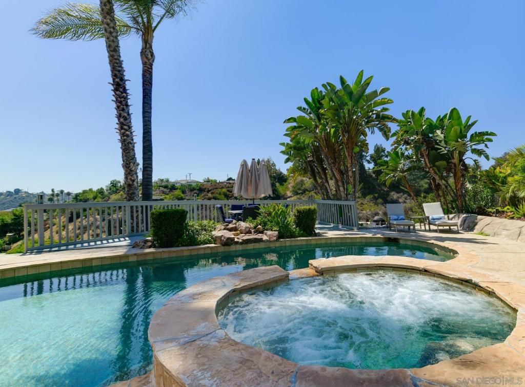 6184 Syracuse Way, San Diego, CA 92122 — exterior