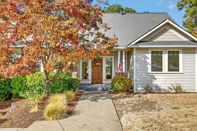 1151 Arrowhead Trail, Eagle Point, OR 97524