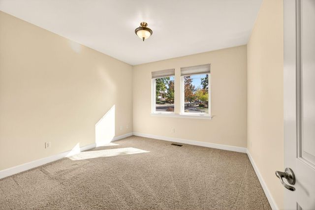 1151 Arrowhead Trail, Eagle Point, OR 97524