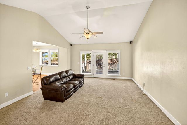 1151 Arrowhead Trail, Eagle Point, OR 97524