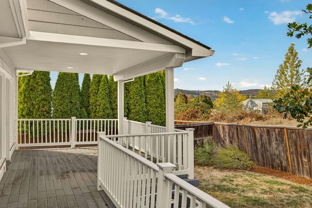 1151 Arrowhead Trail, Eagle Point, OR 97524