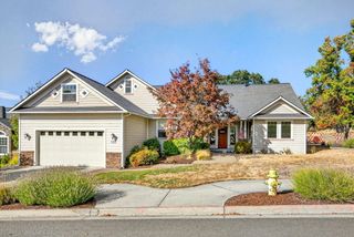 1151 Arrowhead Trail, Eagle Point, OR 97524