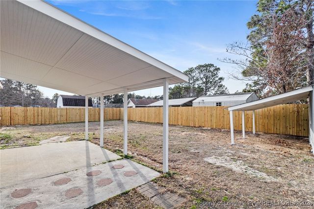 5982 Spinner Road, Hope Mills, NC 28348