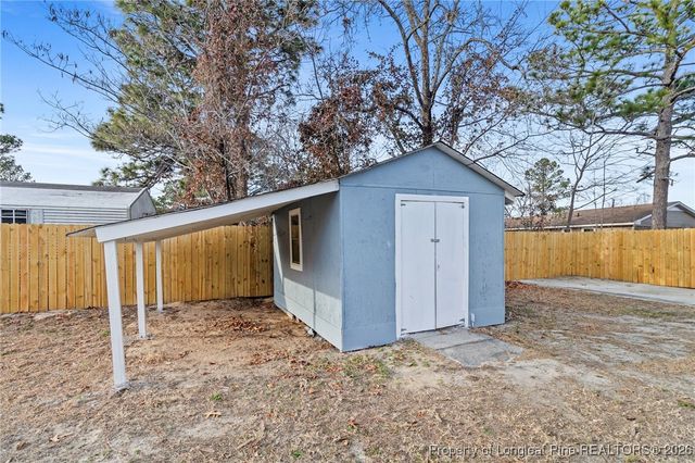 5982 Spinner Road, Hope Mills, NC 28348