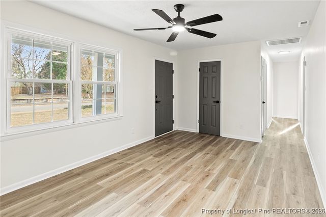 5982 Spinner Road, Hope Mills, NC 28348