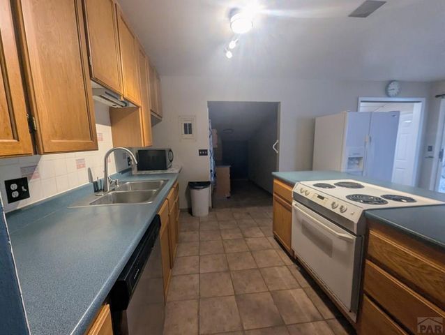 1801 Raton Ave, La Junta, CO 81050