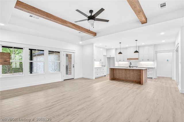 815 Gleason Way, Greenwood, AR 72936