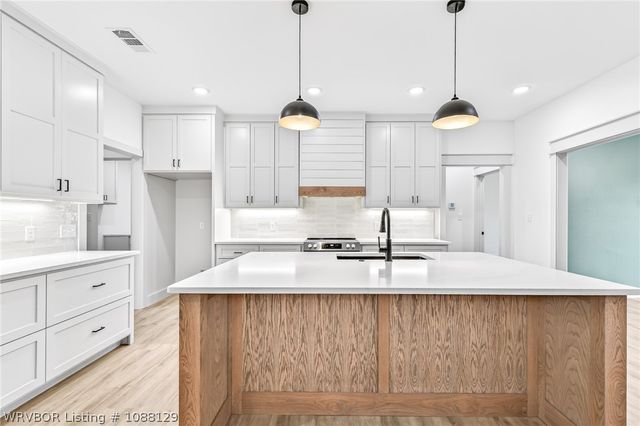 815 Gleason Way, Greenwood, AR 72936