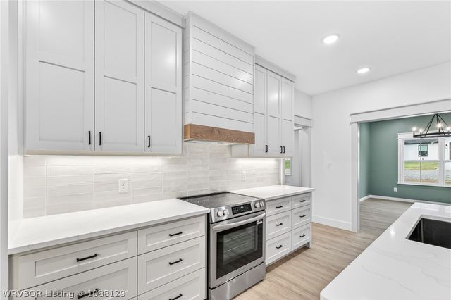 815 Gleason Way, Greenwood, AR 72936