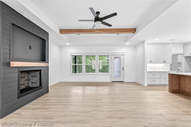 815 Gleason Way, Greenwood, AR 72936